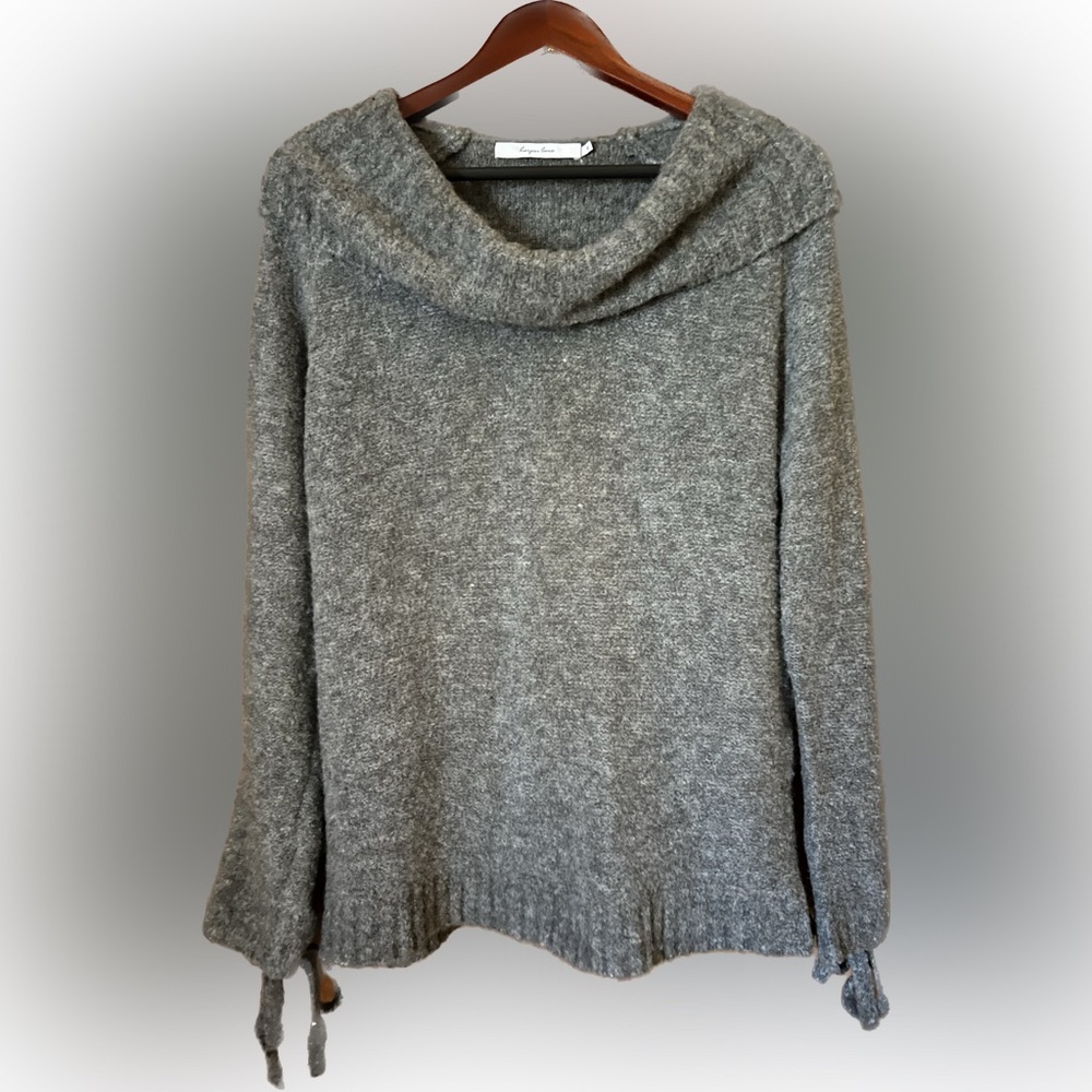 Harper Lane | Gray Cowl Neck Sweater